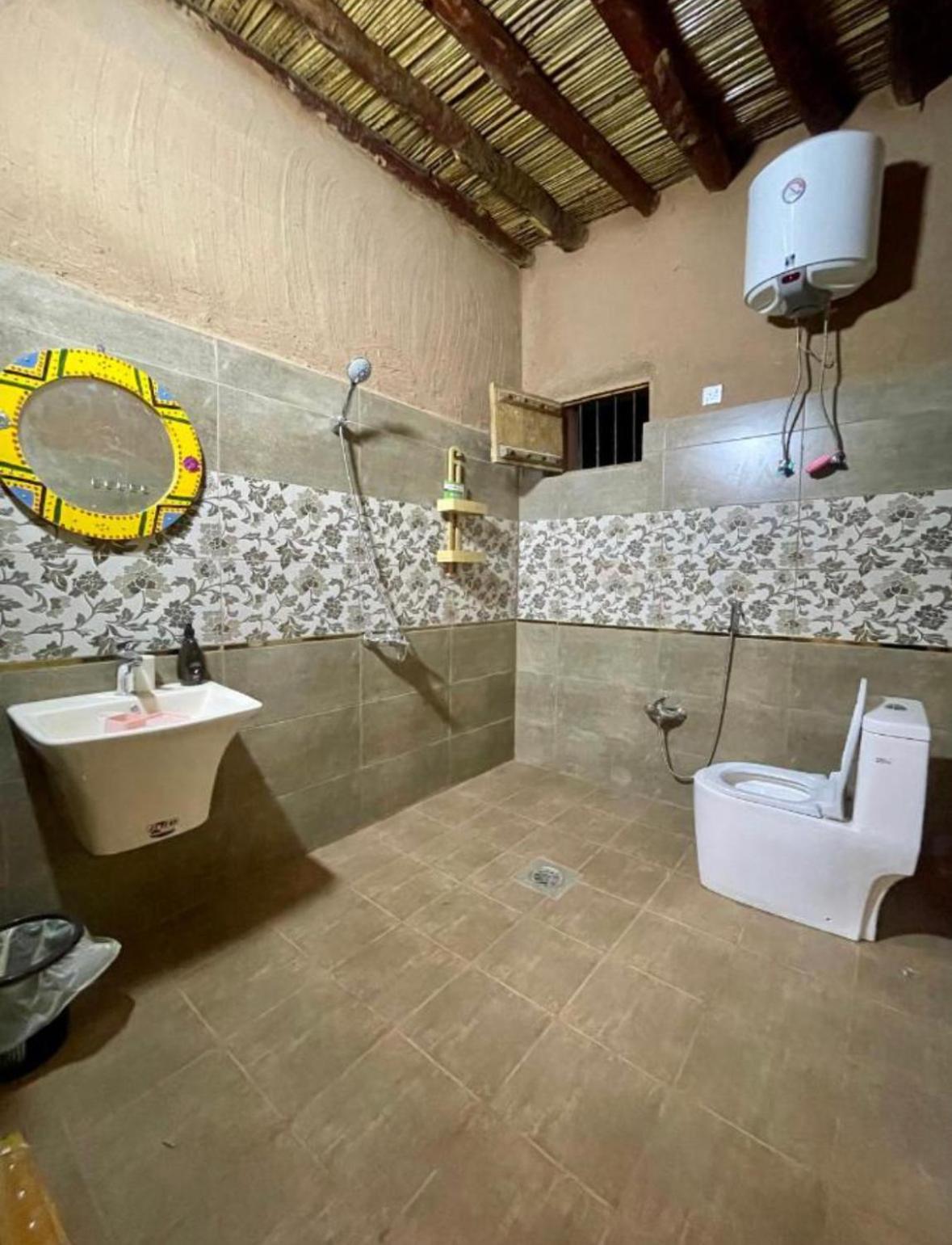 Heritage Guest House Shaqra نُزُل تُراثي Екстериор снимка